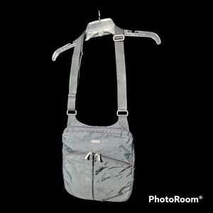 Baggallini Grey Crossbody Purse EUC